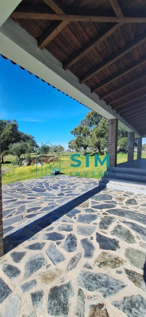 Quinta T2 para Venda em Aguiar