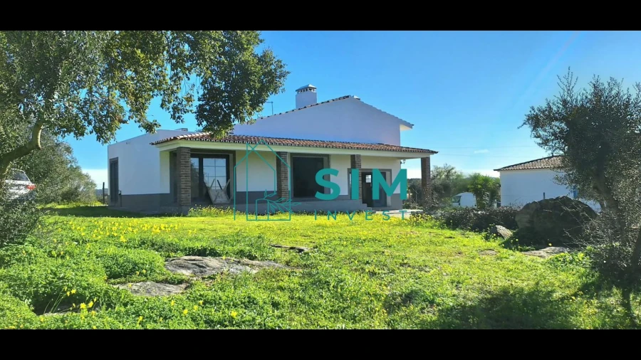 Quinta T2 para Venda em Aguiar