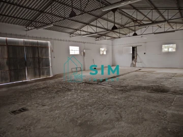 Loja para Venda em Moncarapacho e Fuseta