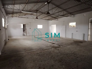 Loja para Venda em Moncarapacho e Fuseta