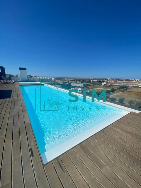 Apartamento T3 para Arrendamento em Faro (Sé e São Pedro)