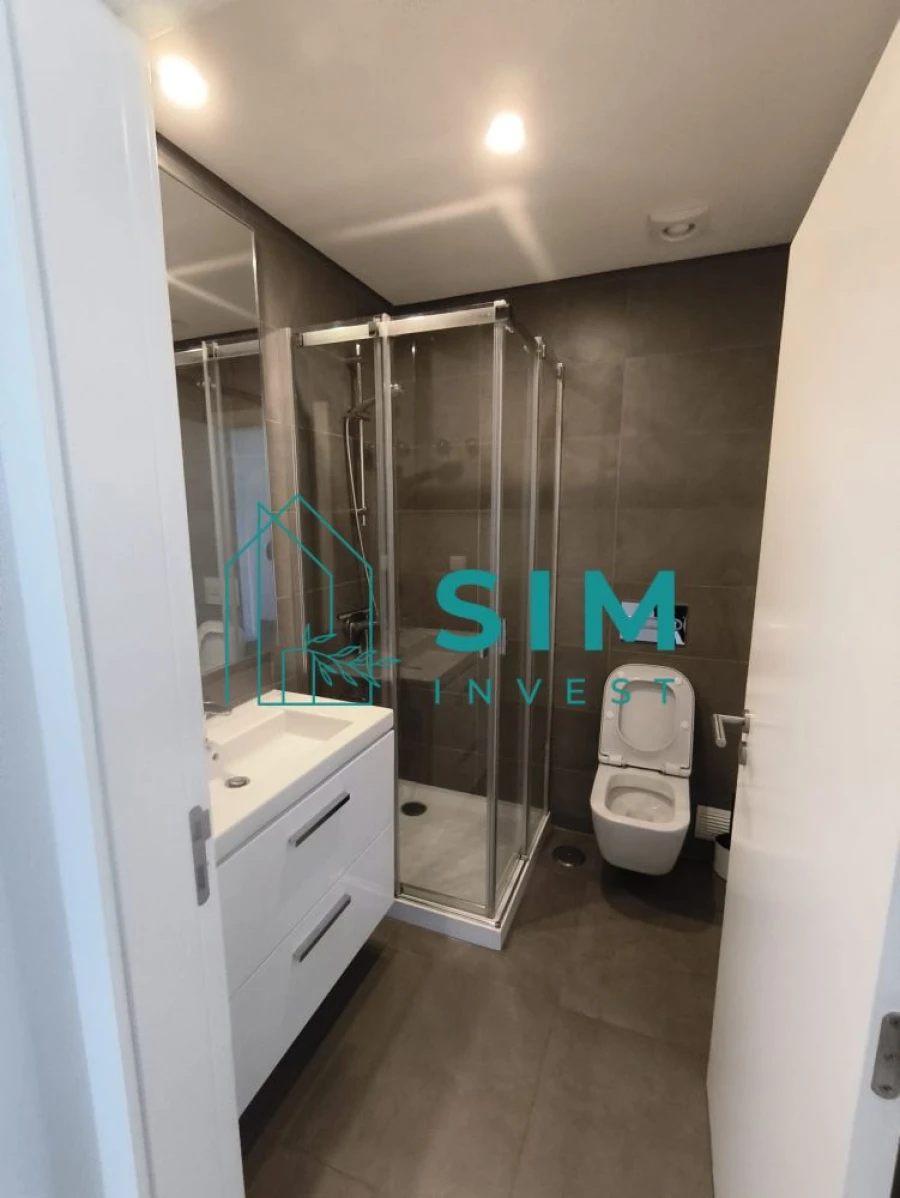 Apartamento T3 para Arrendamento em Faro (Sé e São Pedro) Foto 18