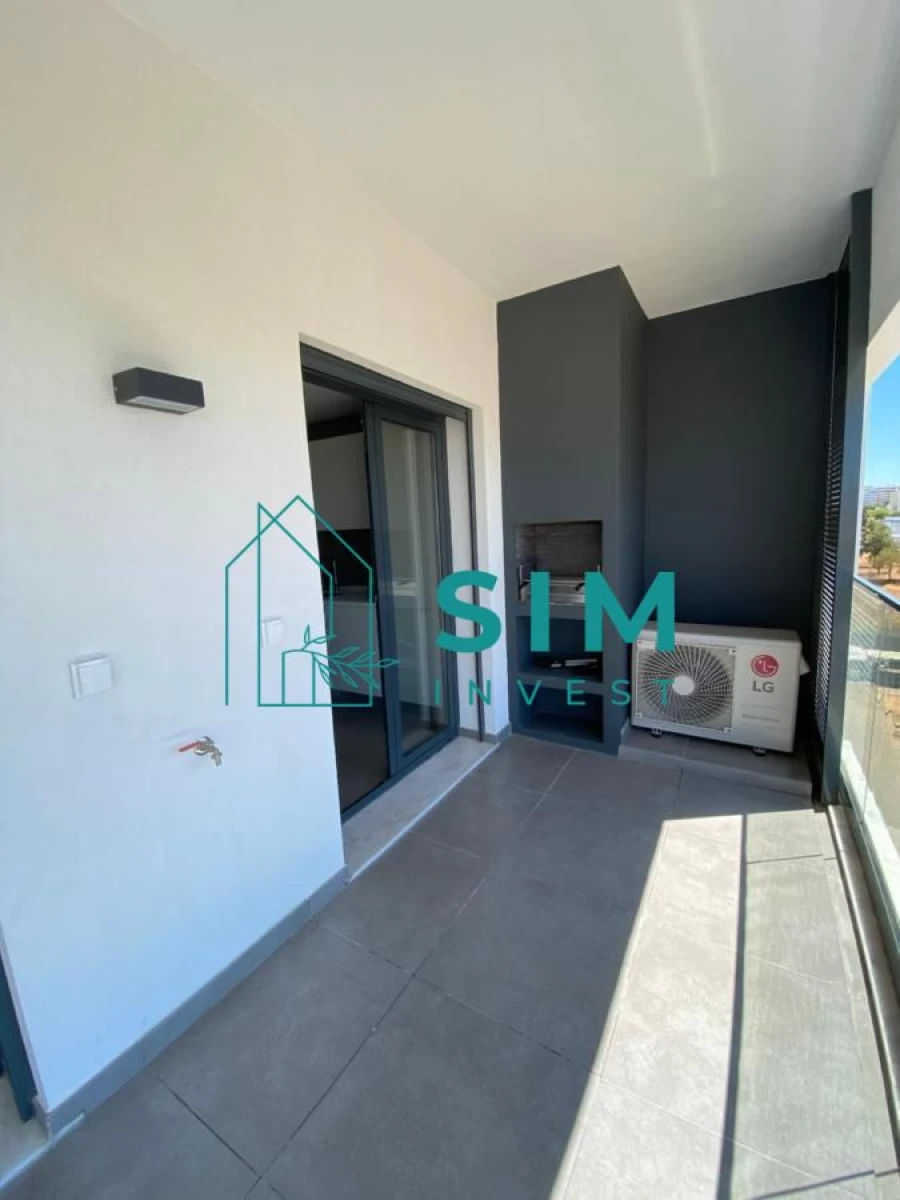 Apartamento T3 para Arrendamento em Faro (Sé e São Pedro) Foto 16