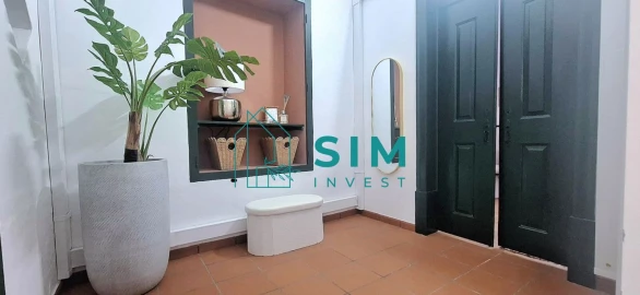 Loja para Venda em Évora (São Mamede, Sé, São Pedro e Santo Antão)