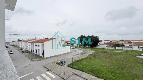 Apartamento T2 para Venda em Malagueira e Horta das Figueiras