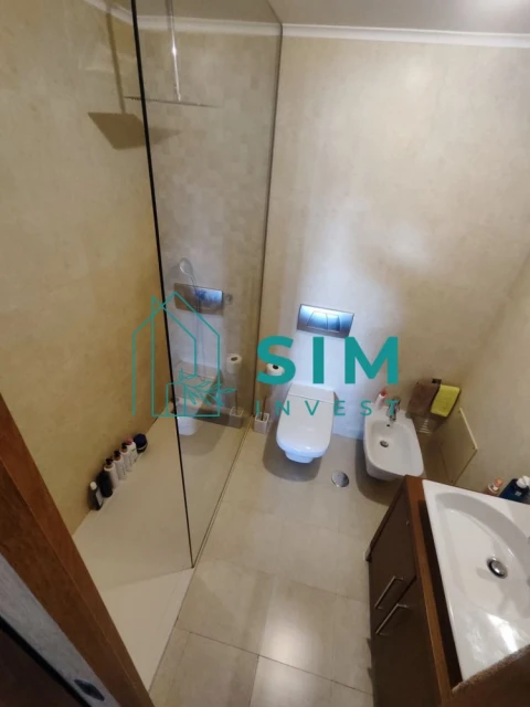 Apartamento T4 para Venda em Ajuda