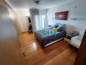 Apartamento T4 para Venda em Ajuda