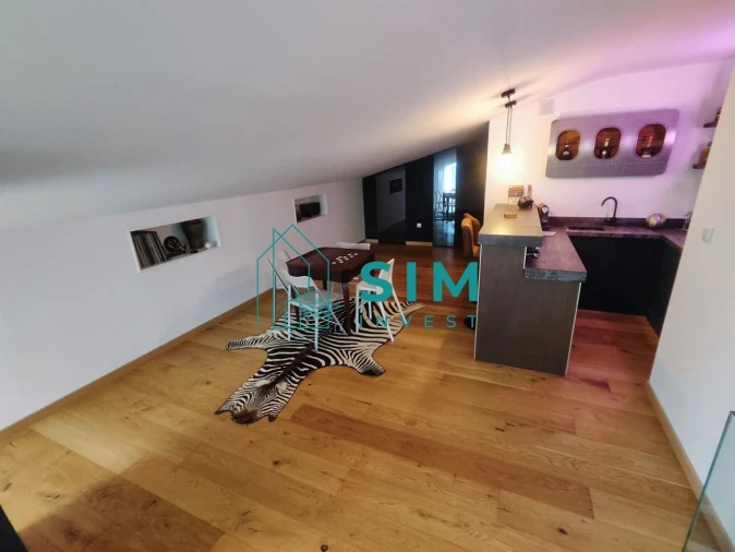 Apartamento T4 para Venda em Ajuda Foto 12