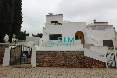 Moradia T3 para Venda em Loule (São Clemente)