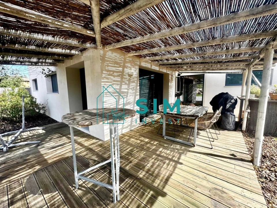 Moradia T3 para Venda em Santa Catarina da Fonte do Bispo Foto 8