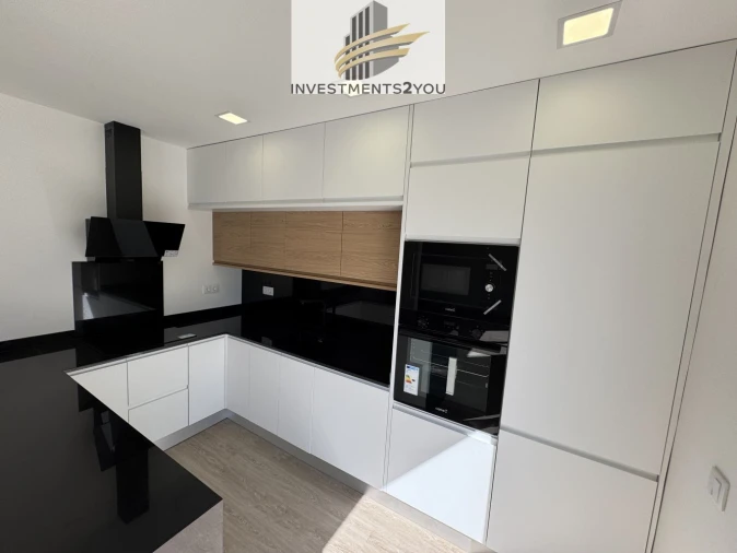 Moradia T4 para Venda em Corroios Foto 23