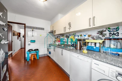 Moradia T4 para Venda em Azeitão (São Lourenço e São Simão)