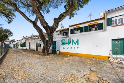 Moradia T4 para Venda em Azeitão (São Lourenço e São Simão)