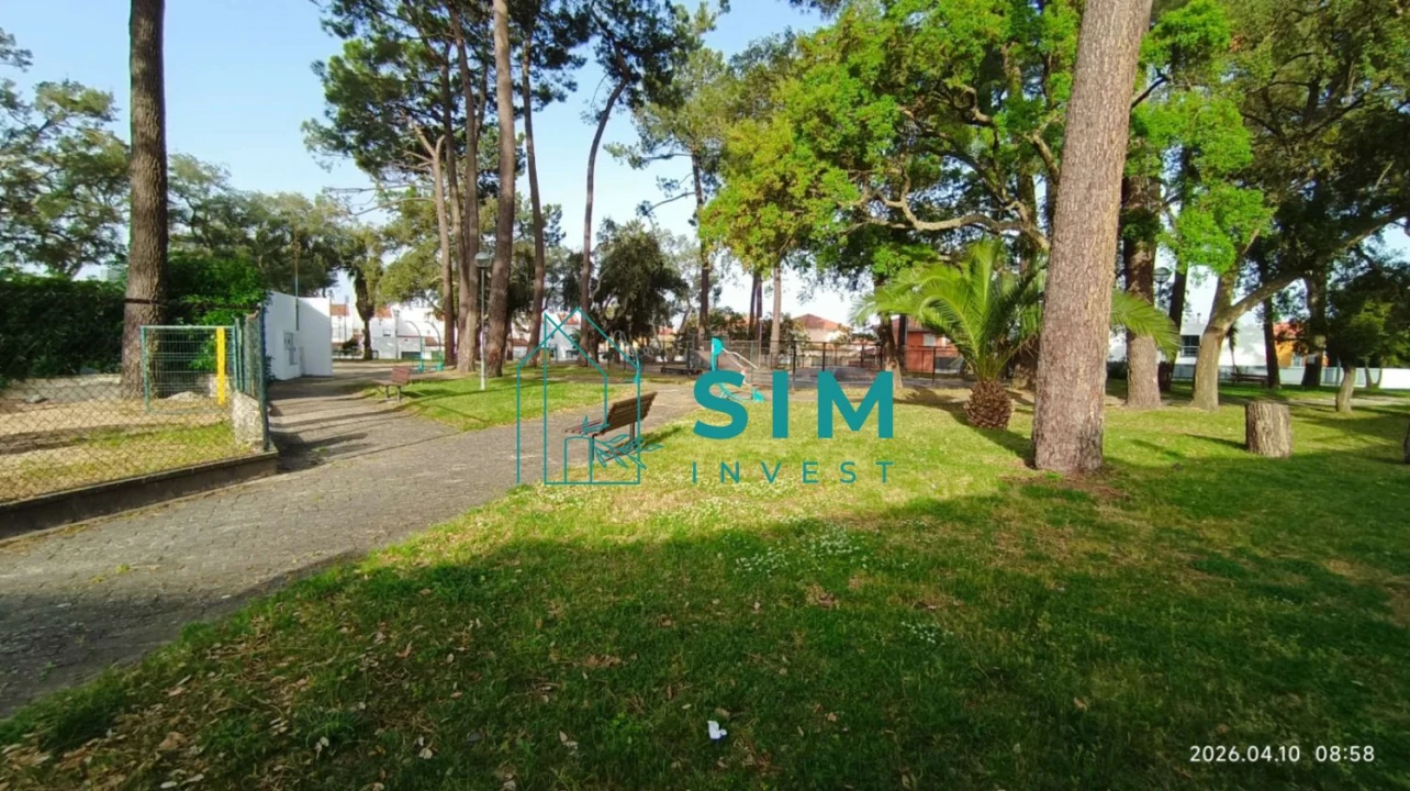 Moradia T4 para Venda em Azeitão (São Lourenço e São Simão) Foto 27