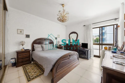 Moradia T5 para Venda em Sesimbra (Castelo)