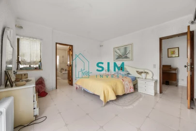 Moradia T5 para Venda em Sesimbra (Castelo)