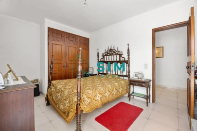 Moradia T5 para Venda em Sesimbra (Castelo)