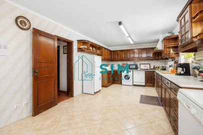 Moradia T5 para Venda em Sesimbra (Castelo)