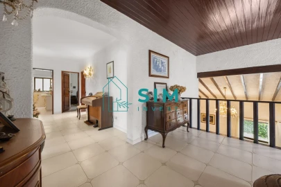 Moradia T5 para Venda em Sesimbra (Castelo)