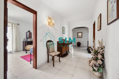 Moradia T5 para Venda em Sesimbra (Castelo)