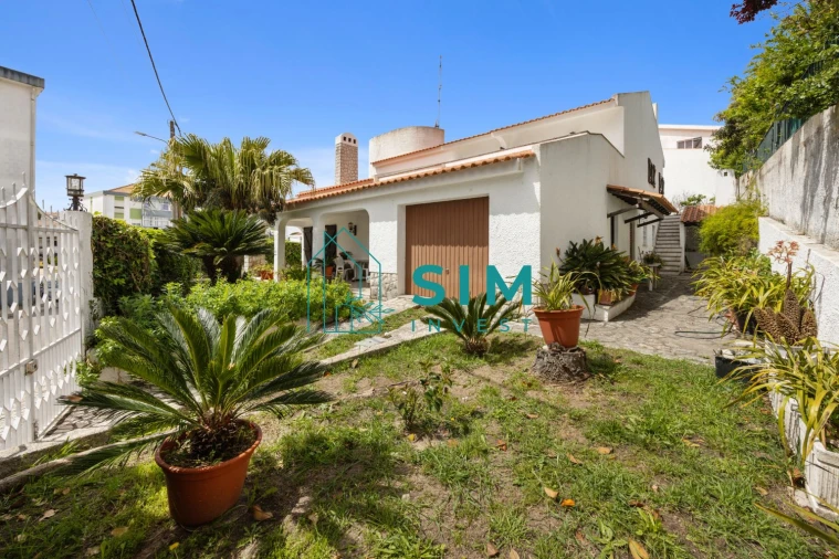 Moradia T5 para Venda em Sesimbra (Castelo)