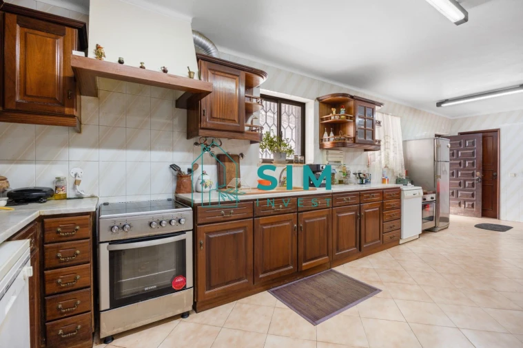 Moradia T5 para Venda em Sesimbra (Castelo) Foto 10