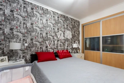 Moradia T4 para Venda em Corroios