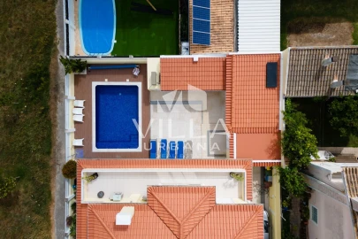 Moradia T4 para Venda em Corroios