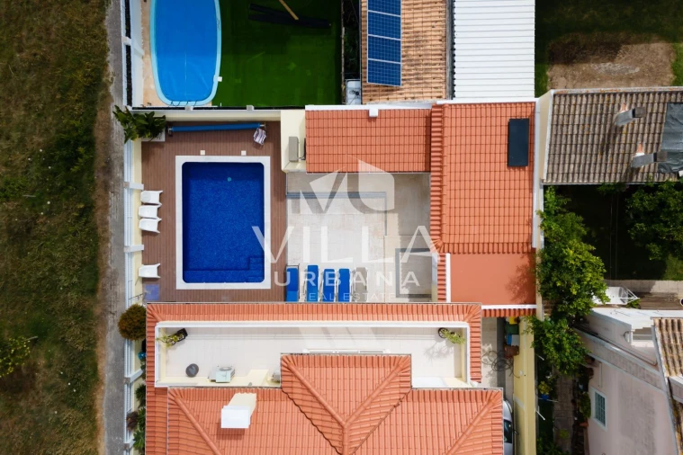 Moradia T4 para Venda em Corroios Foto 6