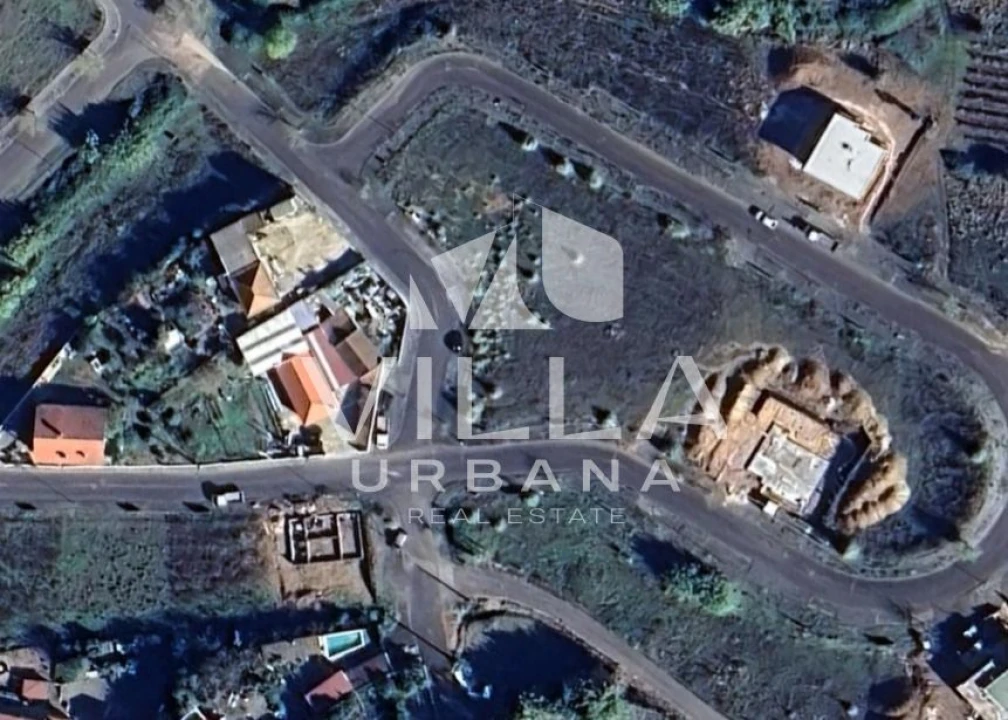 Terreno para Venda em Maxial e Monte Redondo Foto 1