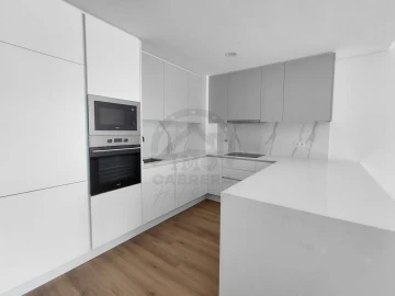 Apartamento T2 para Venda em São Martinho