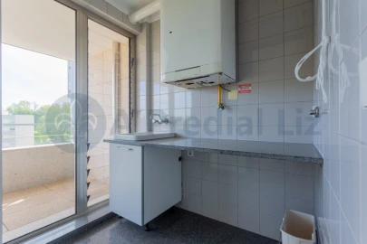Apartamento T3 para Venda em Lordelo do Ouro e Massarelos