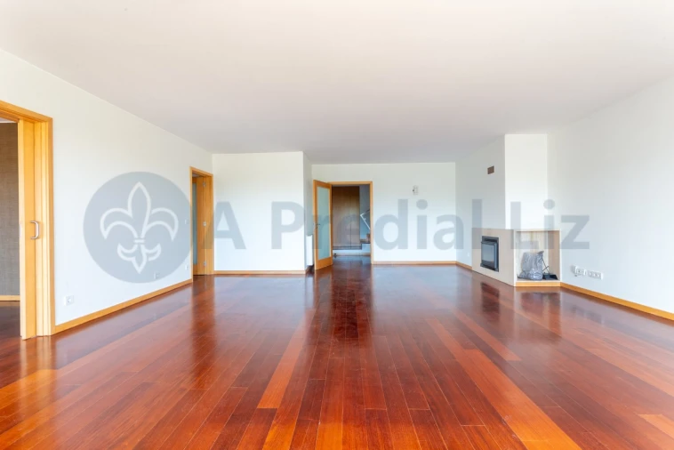 Apartamento T3 para Venda em Lordelo do Ouro e Massarelos Foto 3