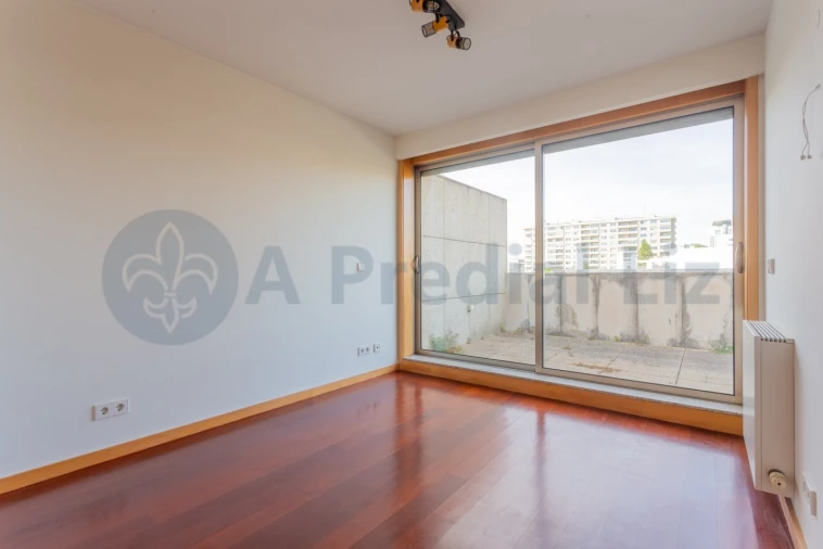 Apartamento T3 para Venda em Lordelo do Ouro e Massarelos Foto 24