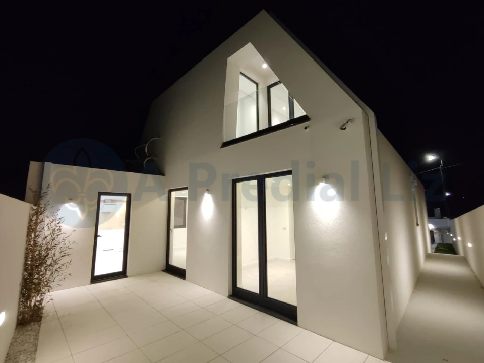 Moradia T3 para Venda em Gulpilhares e Valadares Foto 6