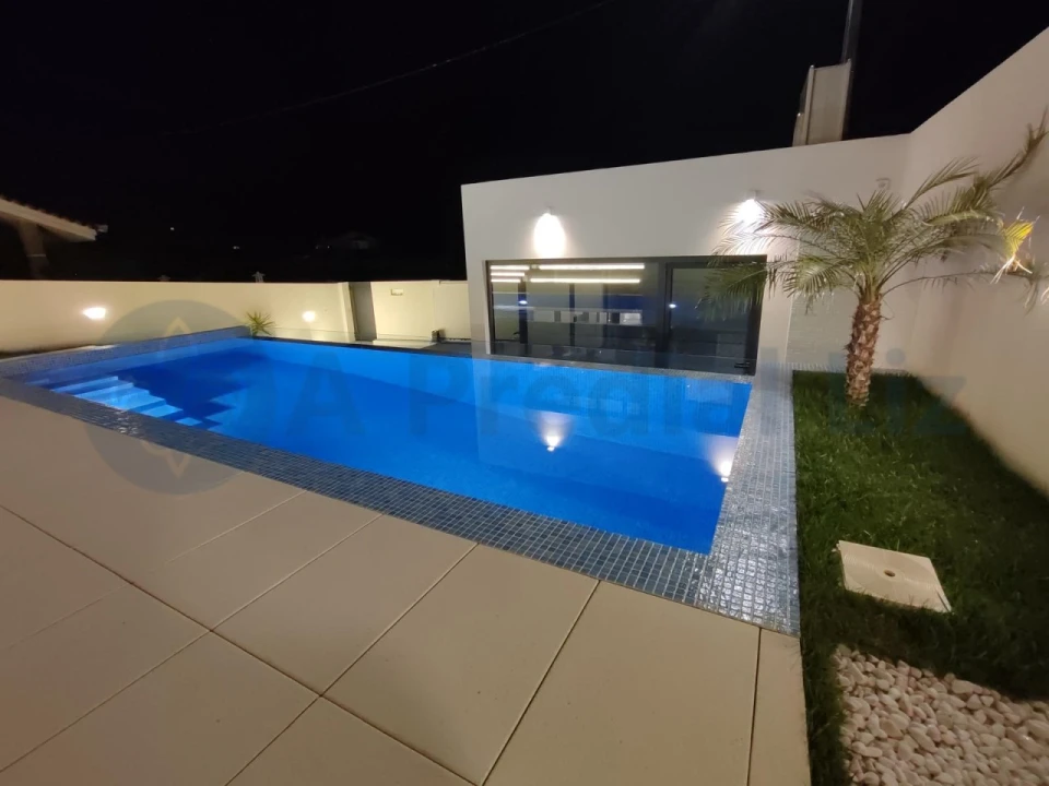 Moradia T3 para Venda em Gulpilhares e Valadares Foto 8