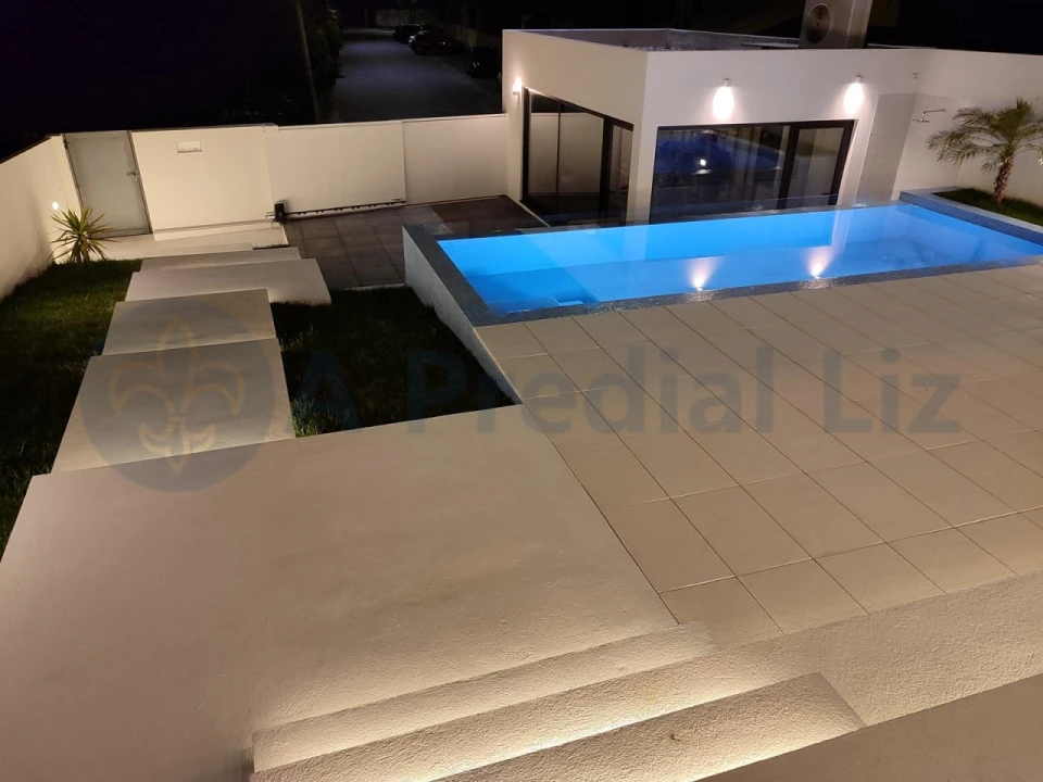 Moradia T3 para Venda em Gulpilhares e Valadares Foto 9