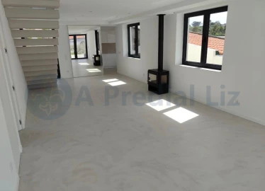Moradia T3 para Venda em Gulpilhares e Valadares