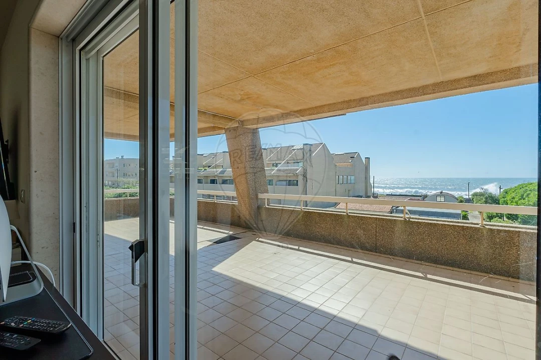 Apartamento T4 para Venda em Madalena Foto 23