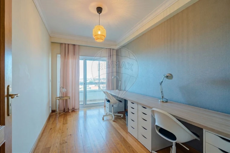 Apartamento T4 para Venda em Madalena Foto 37