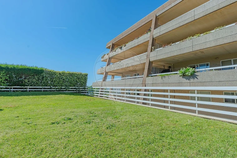 Apartamento T4 para Venda em Madalena Foto 44