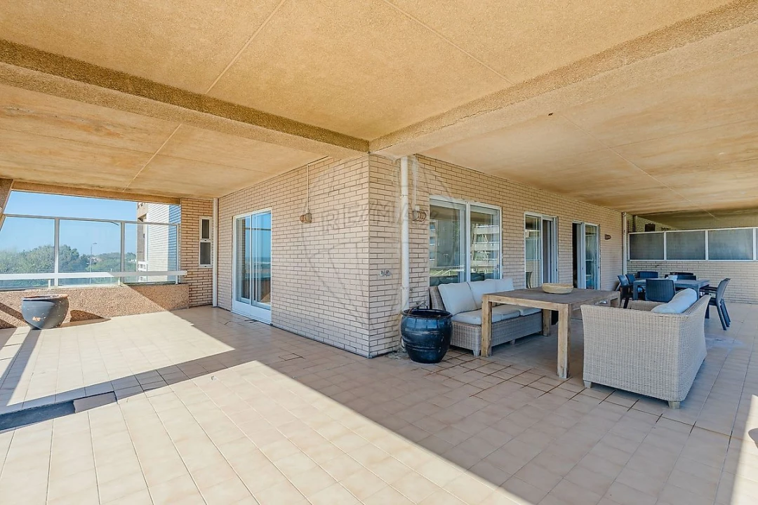 Apartamento T4 para Venda em Madalena Foto 9