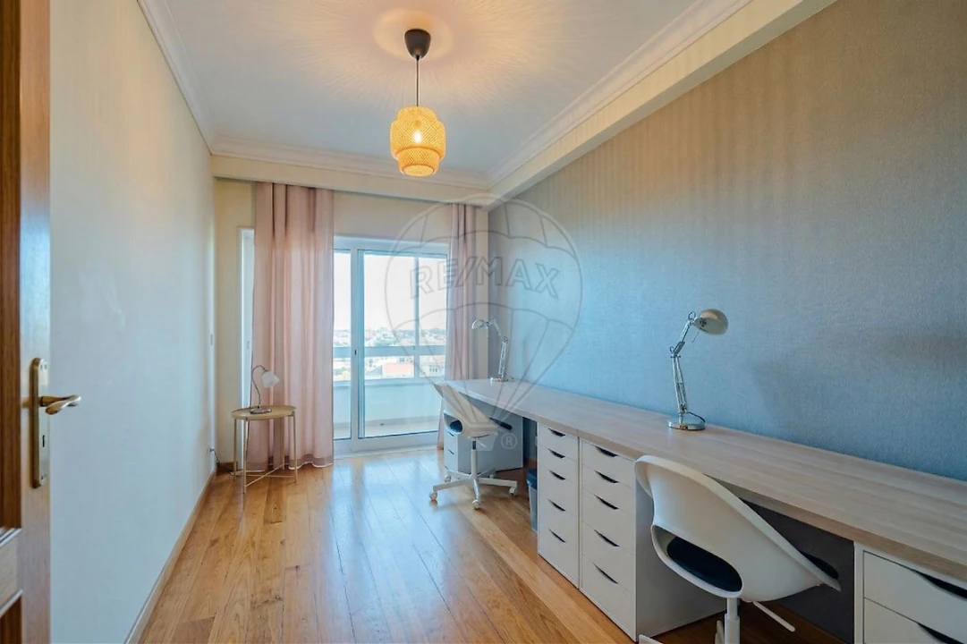 Apartamento T4 para Venda em Madalena Foto 37