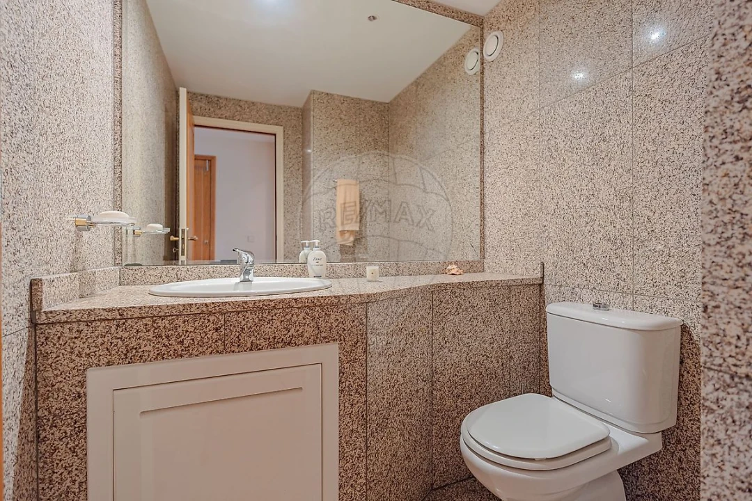 Apartamento T4 para Venda em Madalena Foto 20