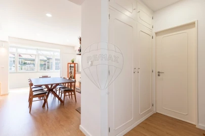 Apartamento T4 para Venda em Beato