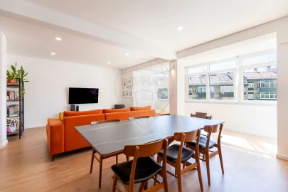 Apartamento T4 para Venda em Beato