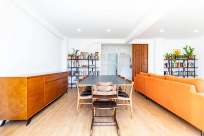 Apartamento T4 para Venda em Beato