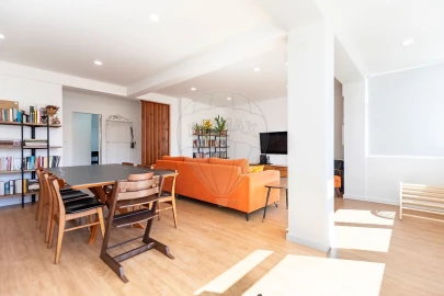 Apartamento T4 para Venda em Beato