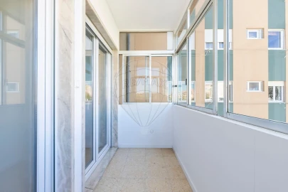 Apartamento T4 para Venda em Beato