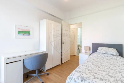 Apartamento T4 para Venda em Beato